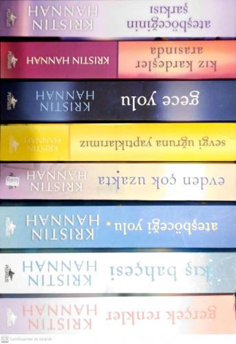 Kristin Hannah Kitaplığı Özel Kutulu Set (8 Kitap-Kutulu)
